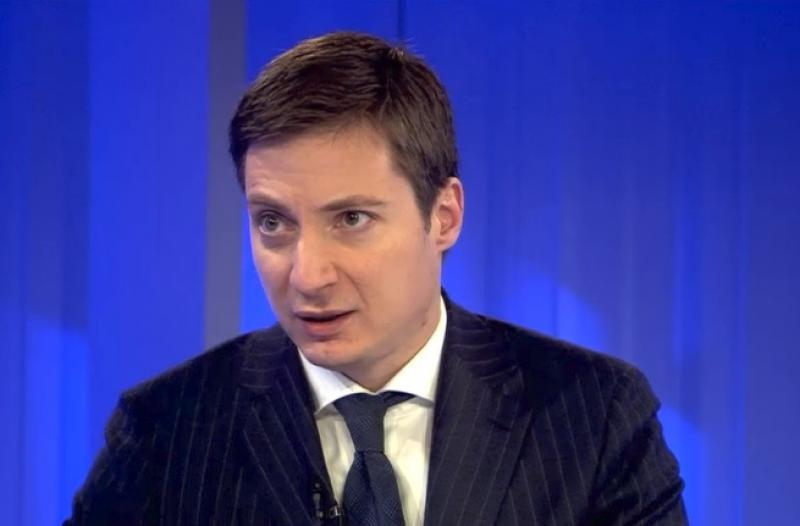 Andrei Caramitru și cele trei categorii de ziariști: „independenții”, „sclavii” și „coprofagii” (sau „hienele cu ochi albaștri”)
