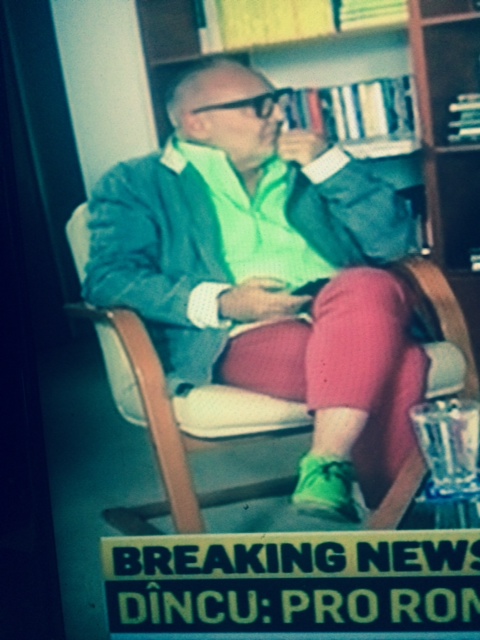 FOTO-GALERIE. Nădragii patrioți ai lui Tavi Hoandră