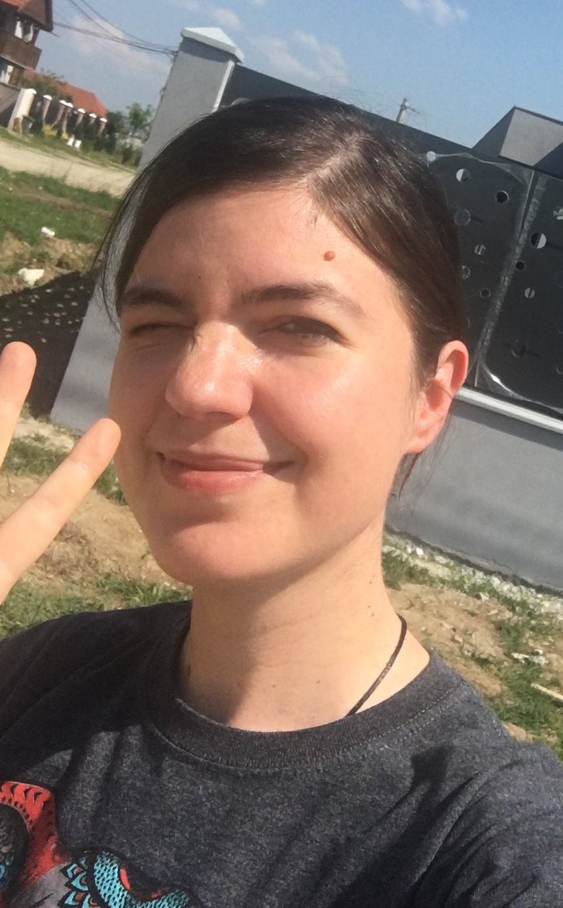 Limbaj oribil al Olimpiei Ardelean, care justifică excluderea sa din USR: „Votați în p…da mamii voastre de nesimțiți!”