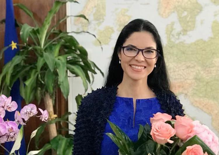 Ana Birchall a învins-o pe Lia Savonea și a divorțat de PSD. În curând, logodna cu PNL!