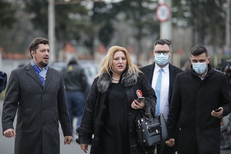 De ce e promovată insistent Șoșoacă: „partidul generalilor” o pregătește să candideze la Președinție în 2024. „Ninel Peia și Francisc Tobă i-au promis!”