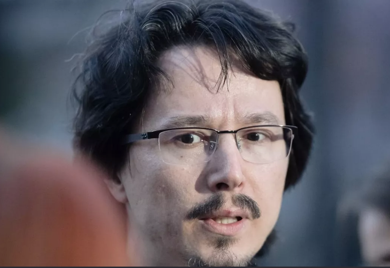 Ofensiva mafiei: judecătorul Cristi Danileţ, exclus din magistratură pentru filmulețe banale pe TikTok! El s-a filmat tunzând gardul viu, curățând piscina sau executând mișcări de karate