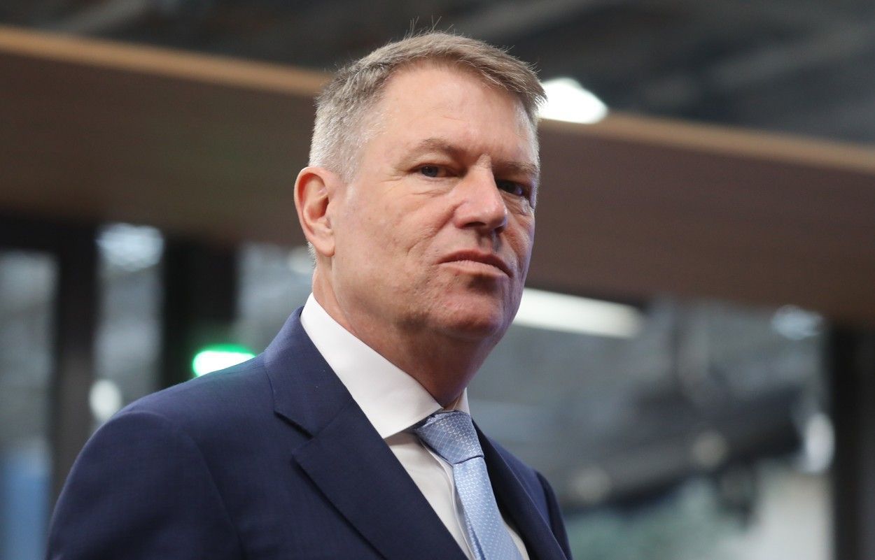 Iohannis, desființat: „Trădarea din 2021 a distrus complet speranța și încrederea. Ne confruntăm cu o restaurație a regimului ticăloșilor“