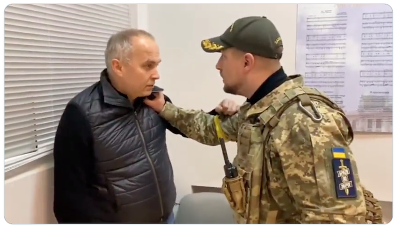 VIDEO. Deputatul ucrainean pro-rus bătut de un jurnalist în direct, la TV, a fost arestat pentru trădare. El le-ar fi divulgat rușilor pozițiile militarilor ucraineni