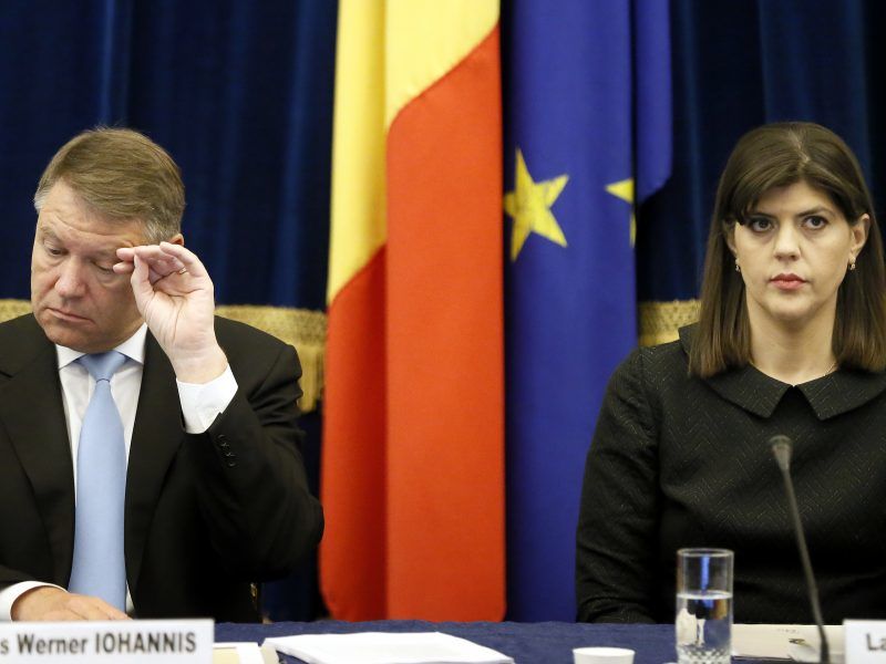 Codruța Kovesi insistă pe lângă Comisia Europeană să condiționeze fondurile UE de statul de drept în România. A intrat în alertă după masacrarea legii avertizorilor de integritate