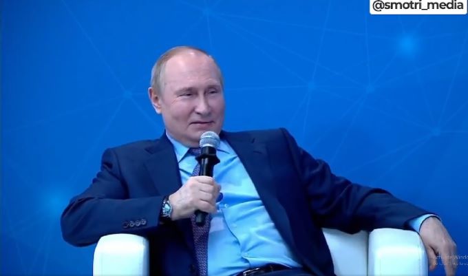 VIDEO. Delirul unui nebun: Putin se compară cu țarul Petru cel Mare! „În timpul războiului cu Suedia, el n-a cucerit nimic, a luat înapoi teritoriile care ne aparțineau“