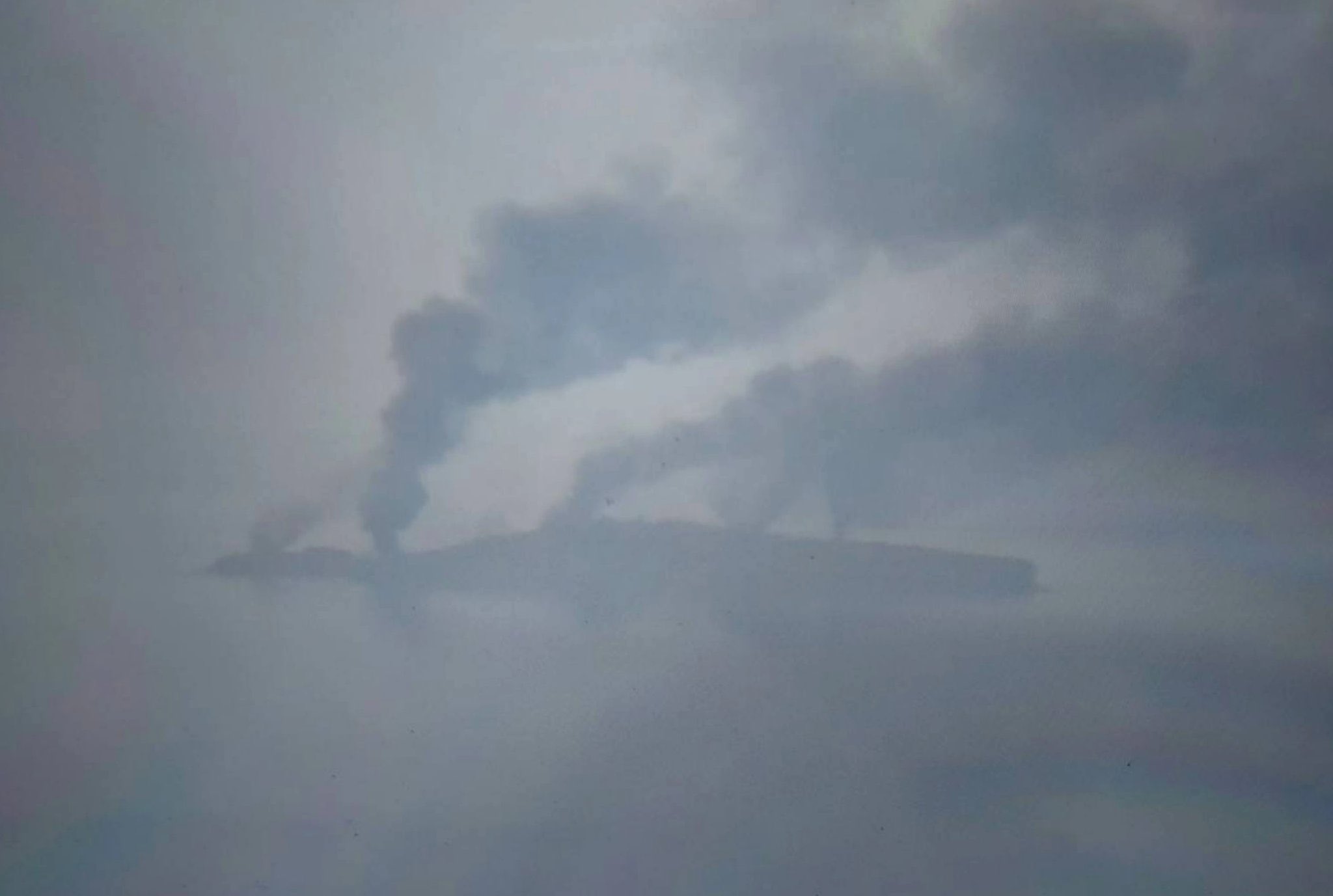 Victorie uriașă pentru Ucraina: Rusia a abandonat Insula Șerpilor! Rămășițele garnizoanei invadatorilor au fost evacuate noaptea, cu două bărci de mare viteză