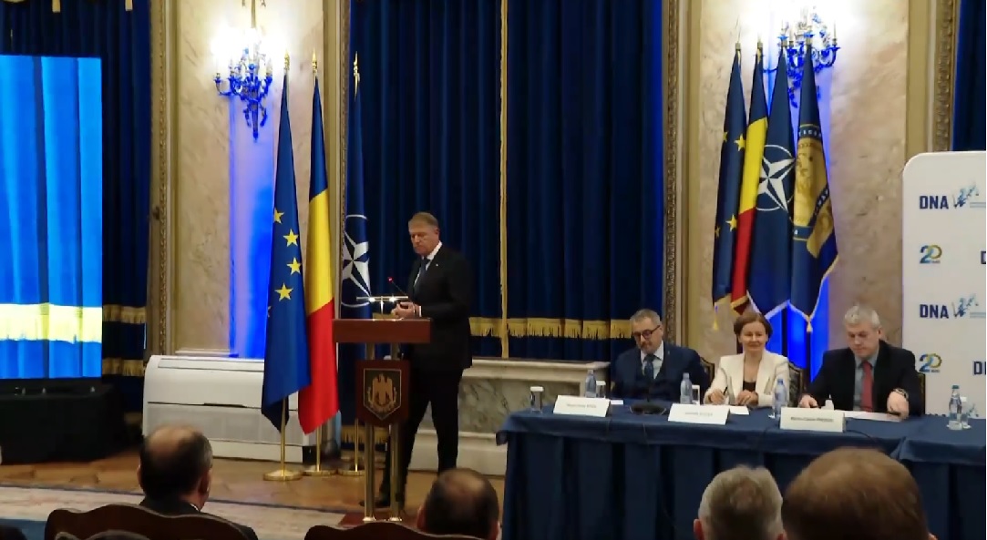 VIDEO. Iohannis, recital de ipocrizie: în timp ce ține în brațe coaliția PSD-PNL, proclamă că lupta împotriva corupției rămâne marele său obiectiv!
