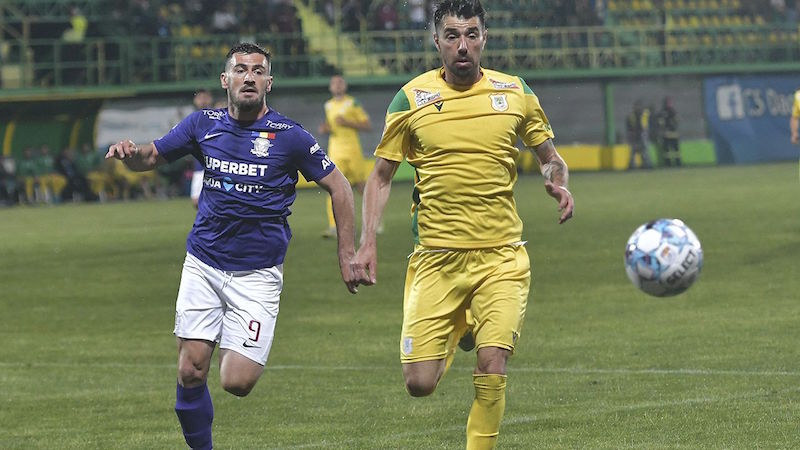 Rapid – CS Mioveni. Ce joci pe meciul dintre cea mai bună apărare versus cel mai slab atac din SuperLiga?