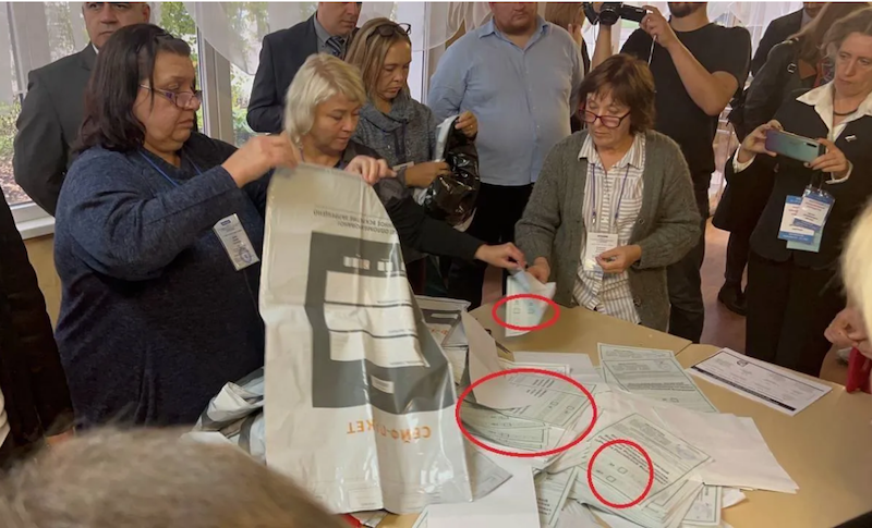 Falsuri grosolane la „referendumurile” lui Putin. „Toate buletinele din secțiile de votare erau absolut goale, ceea ce înseamnă că toate datele au fost pur și simplu «luate din tavan»”