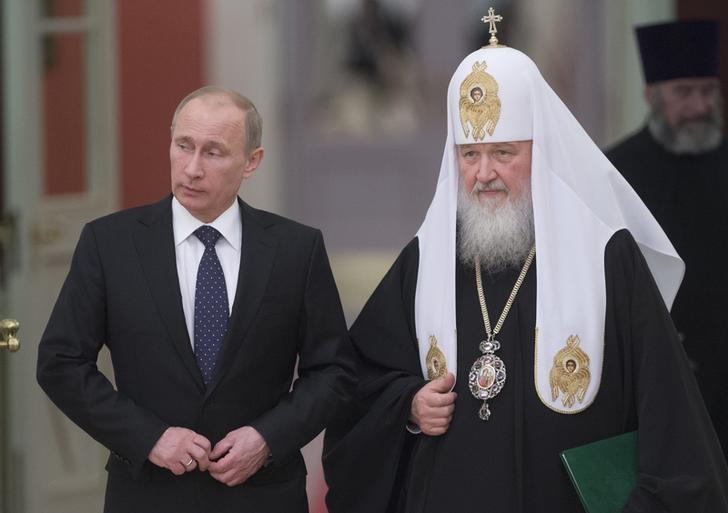 Patriarhul Kirill s-a îmbolnăvit brusc, după ce l-a felicitat pe Putin la aniversare. Se discută înlocuirea sa cu mitropolitul Tihon, unul dintre duhovnicii tiranului