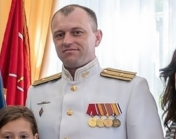 Orașele ucrainene au fost bombardate de barbarul Nerusin, comandant de submarin, însurat cu o ucraineancă! De pe aceeași navă a lansat rachete Kalibr și asupra Siriei