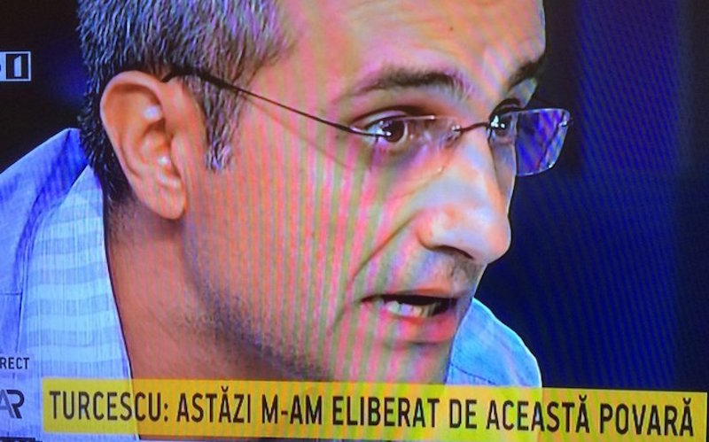 Colonele-de-presă, deșteptarea și la îmbarcare! Te așteaptă Șoigu și Kirill la Kremlin, să te miruiască general cu căcăreze putiniste în loc de stele, pentru promovarea „operațiunii speciale”