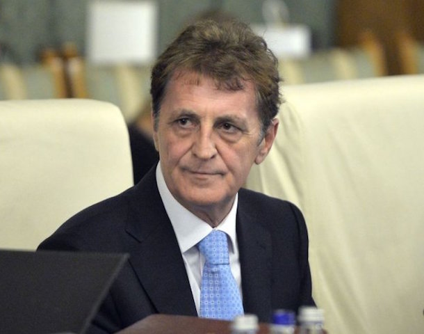 A murit un fost politruc PSD, care a condus trei ministere în Guvernul Ponta. Partidul l-a făcut deputat 12 ani și prefect în două județe