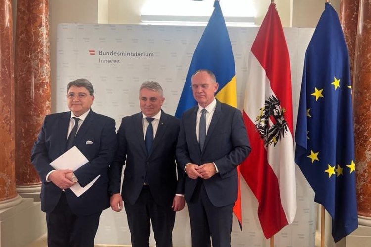 USR și Forța Dreptei depun moțiune simplă împotriva lui Bode după eșecul intrării în Schengen. Drulă: „Nu putem avea un ministru de Interne de mâna a treia în Europa”