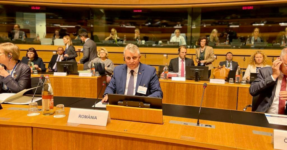 Expert: cum ar fi trebuit, de fapt, să se negocieze intrarea în Schengen. „Să ni se spună câte ore de convorbiri a avut premierul României cu cancelarul Austriei? Câte sute de ore de convorbiri au avut românii cu omologii lor austrieci?”