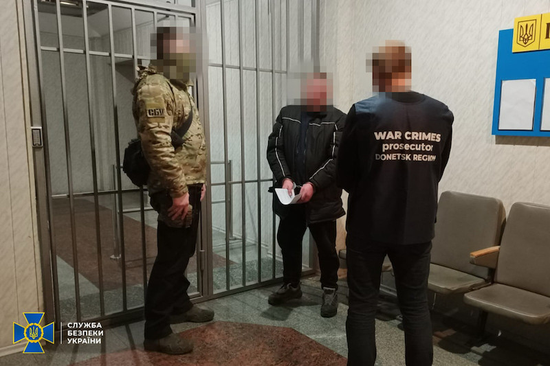 Trei agenți ruși, capturați de ucraineni. Unul era spion GRU și consilier local în partidul fondat de finul lui Putin