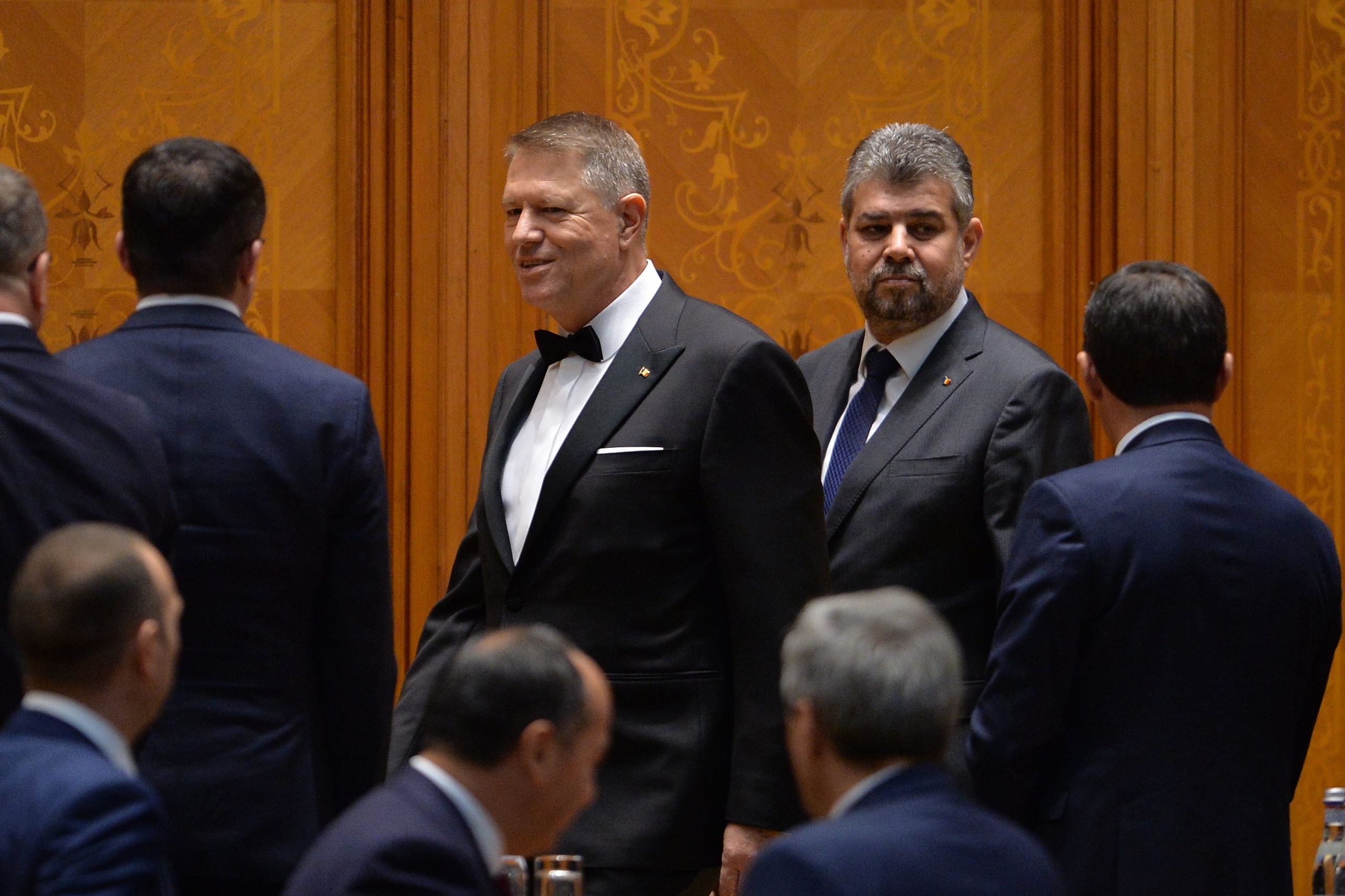 Iohannis a ajuns să fie luat la șuturi de Ciolacu: „Ani de zile pierduți din cauza unor ranchiune, discuții și decizii politice. Fiecare va răspunde pentru faptele sale“