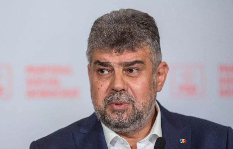 VIDEO. Ciolacu minte ca o poștă sovietică: zice că PNRR e „secret”, deși atât el, cât și ceilalți PSD-iști l-au votat în Parlament! Documentul poate fi citit de oricine, oricând, pe site-ul ministerului