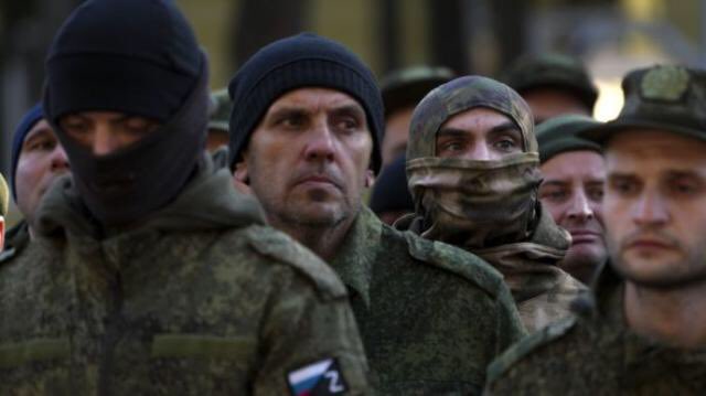 Trupele regulate rusești s-au luptat cu mercenarii Wagner în Lugansk. S-au înregistrat victime în ambele tabere. De ce nu-i suportă mercenarii pe militarii ruși încă din Siria