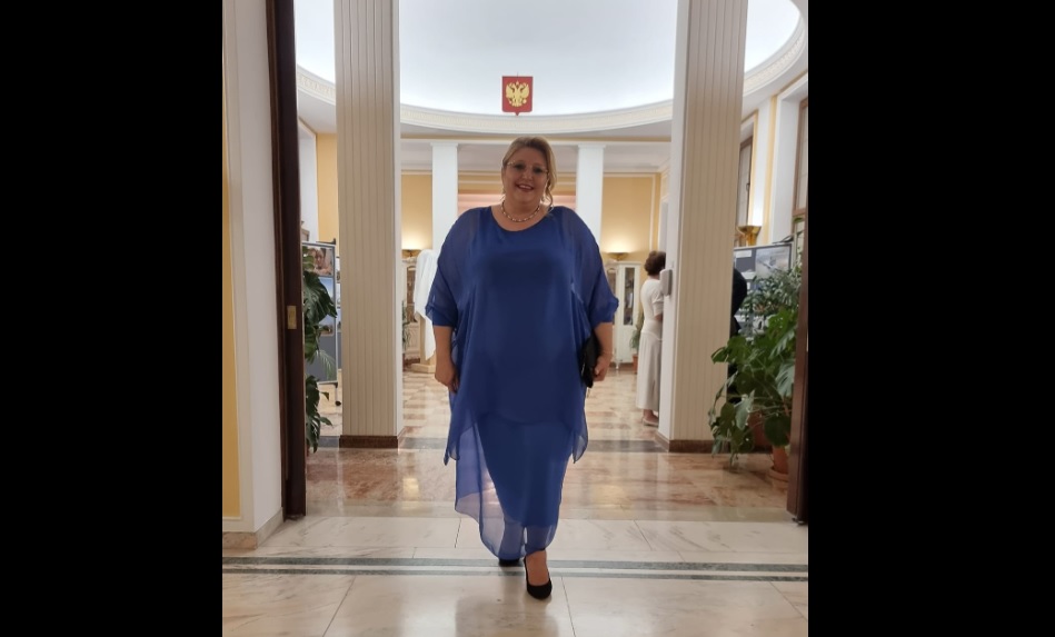 Șoșoacă, din nou la Ambasada Rusiei: „Opriți războiul, vesticilor! Vrem pace!”. Peste 11.500 de români i-au răspuns cu inimioare și aprecieri