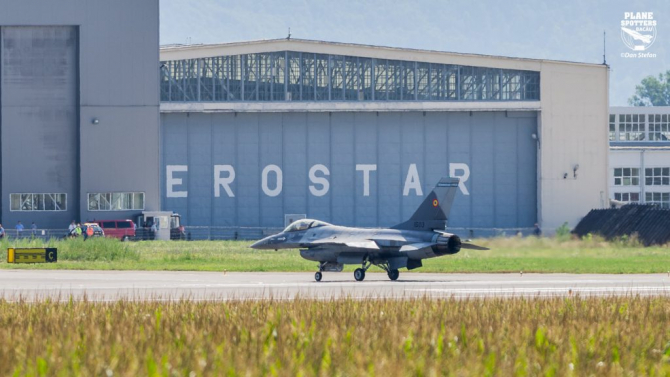 De ce a ales Lockheed Martin să repare elicopterele Black Hawk cu „privații” de la Aerostar Bacău și nu cu bugetarii de la Romaero, pentru care insista Guvernul. Explicațiile lui Năsui