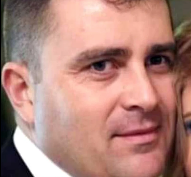 Șeful Arestului IPJ Argeș, șpăgar renumit, a fost reținut de DIICOT pentru luare de mită. Flagrant: a primit 500 de euro și un cartuș de țigări