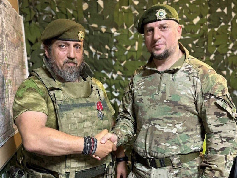 Încă un fanatic putinist a fost nimicit în Donbass: greco-uzbecul Pavlos, șeful Societății Imperiale Ortodoxe „Palestina”. Lupta alături de cecenii din detașamentul „Ahmat”