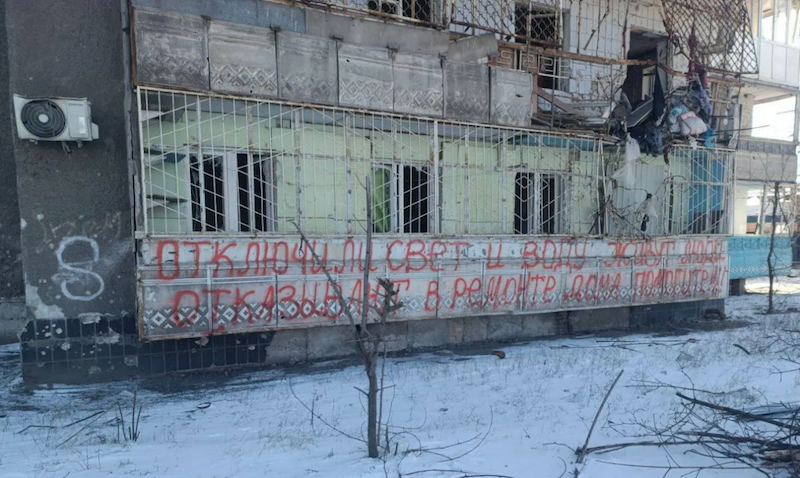 Putin demolează blocurile din Mariupolul ocupat în care mai locuiesc cetățeni ucraineni. Vrea să ridice case pentru populația adusă din Federația Rusă