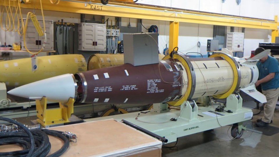 Primele livrări de armament american pentru Ucraina ar putea cuprinde ATACMS pentru distrugerea Podului Kerci. Sunt așteptate chiar în această săptămână