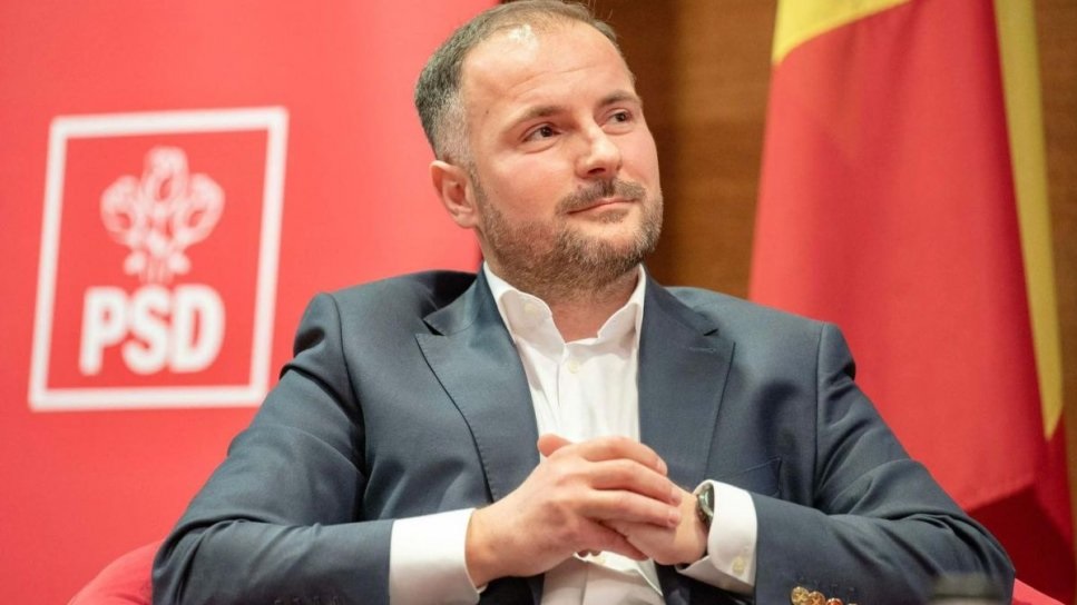 În lipsa unei reacții ferme a societății, regimul PSD-PNL finalizează frauda de la alegeri. Rareș Hopincă, „nepotul lui Ciolacu“, anunță că a câștigat Sectorul 2 cu 300 de voturi diferență, deși sunt zeci de contestații