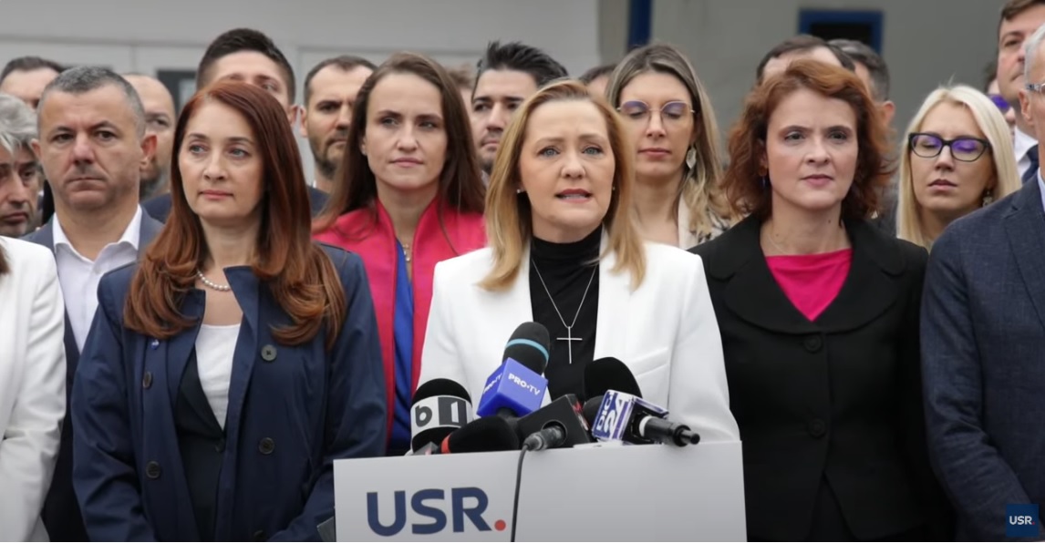 Elena Lasconi și-a depus oficial candidatura la președinția României: „În 2024 putem termina ce am început în 1989. Împreună putem să ieșim din frauda morală a guvernării socialiste din ultimii 35 de ani!”