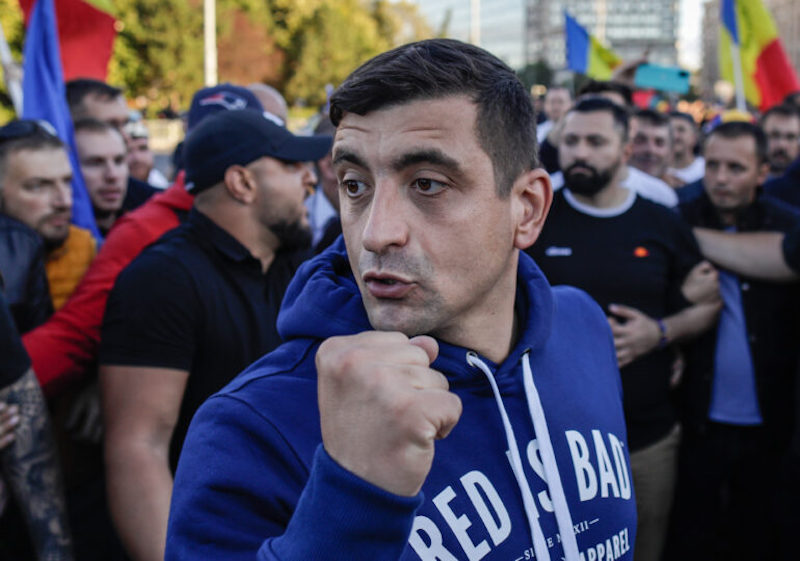 Amenințări legionar-fasciste ale lui George Simion: „Ce mă fac eu cu voi din 19 mai? Individual, nu în grup”. Către românii care i se opun: „Păreți bezmetici, iraționali”
