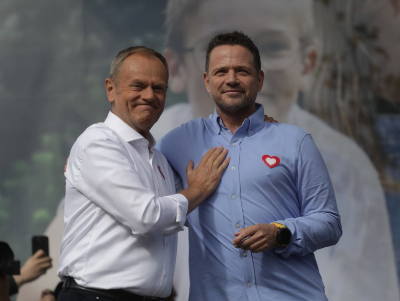 Nicușor Dan merge în Polonia să-l susțină pe candidatul pro-european la prezidențiale. El îi întoarce serviciul premierului Donald Tusk