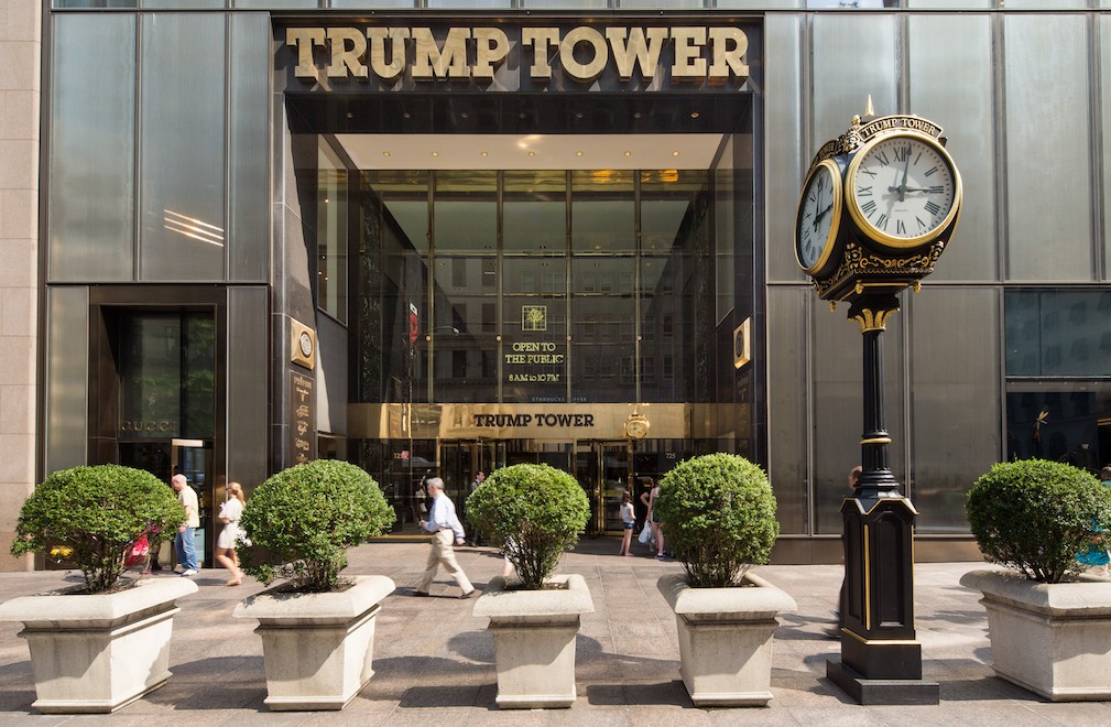 „Trump Tower” din New York - locul unde membri echipei electorale a lui Trump s-au întâlnit cu agenți ai Rusiei. Sursa foto: Trump Towerny